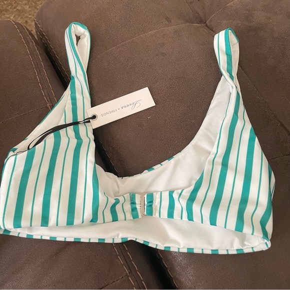 Lovers + Friends Kelly green striped top - Picture 6 of 6